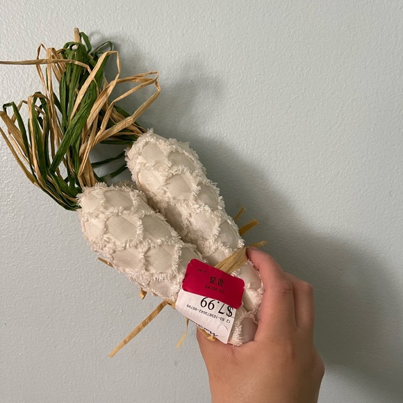 Spring carrot pillow!!! - Picture 12 of 12